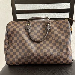 Louis Vuitton speedy 35